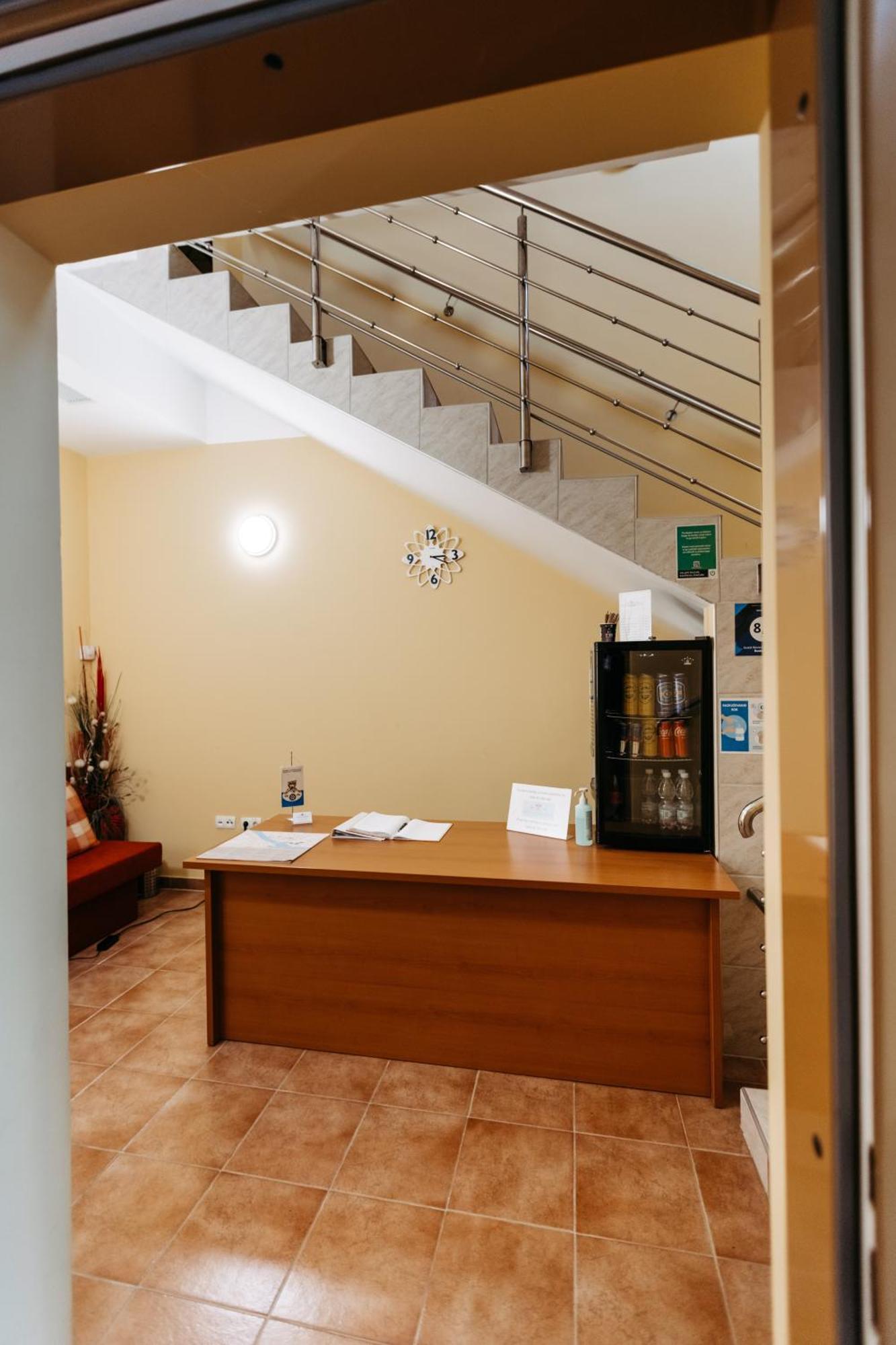 Hotel Murat Птуй Экстерьер фото