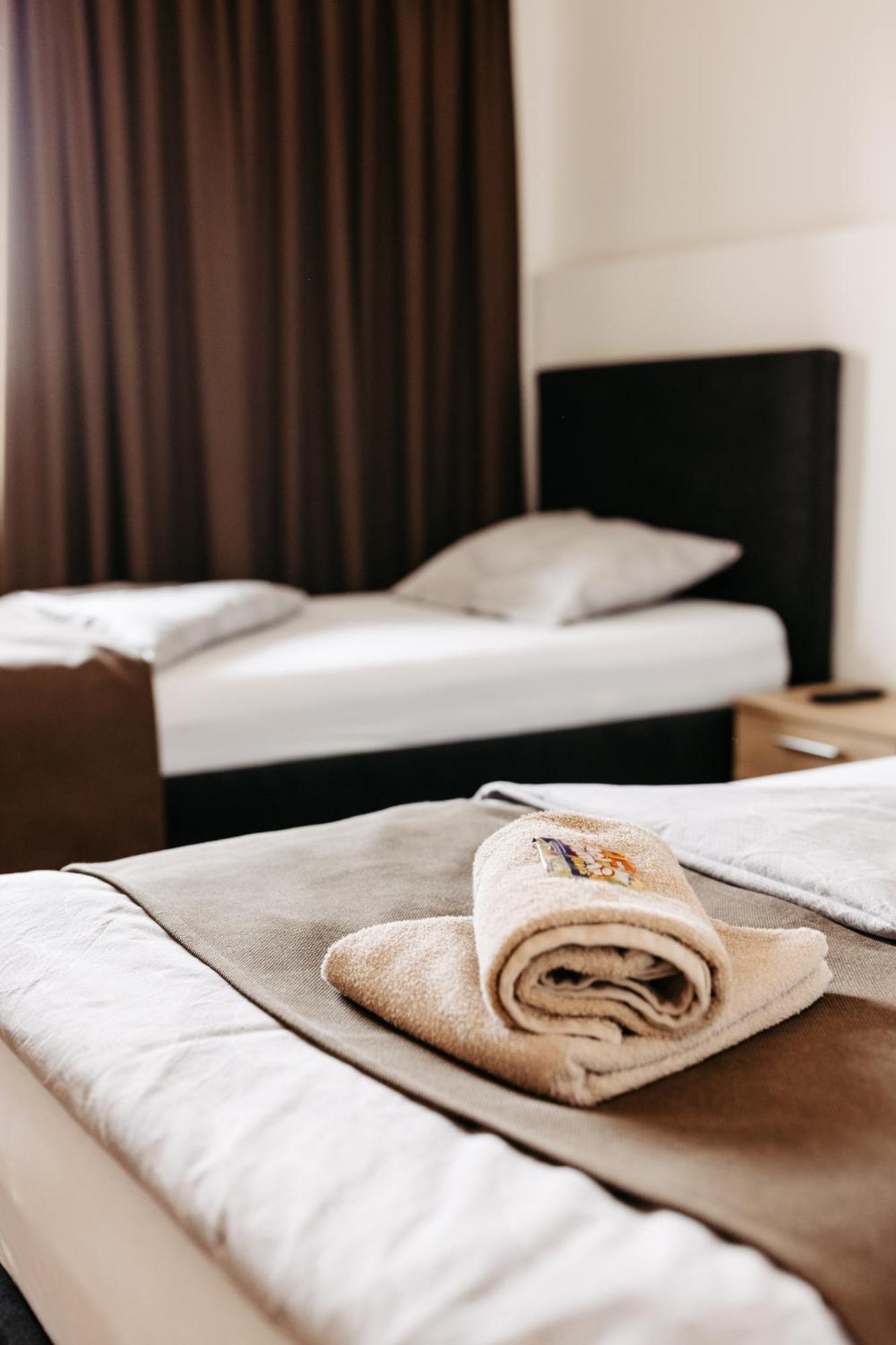 Hotel Murat Птуй Экстерьер фото