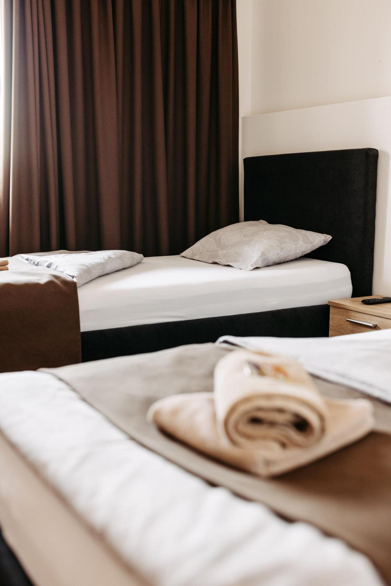 Hotel Murat Птуй Экстерьер фото